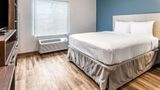 WoodSpring Suites Indianapolis Room