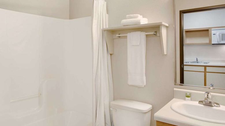 <b>WoodSpring Suites Fort Wayne Room</b>. Images powered by <a href="https://iceportal.shijigroup.com/" title="IcePortal" target="_blank">IcePortal</a>.
