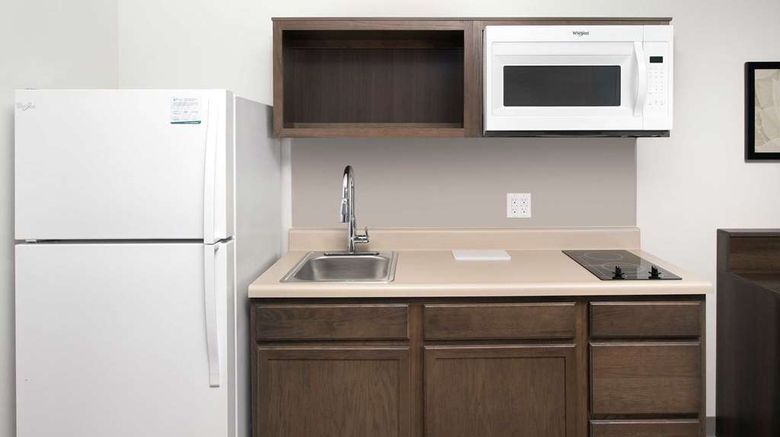 <b>WoodSpring Suites Albuquerque Room</b>. Images powered by <a href="https://iceportal.shijigroup.com/" title="IcePortal" target="_blank">IcePortal</a>.
