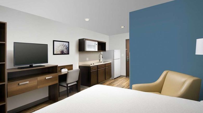 <b>WoodSpring Suites Albuquerque Room</b>. Images powered by <a href="https://iceportal.shijigroup.com/" title="IcePortal" target="_blank">IcePortal</a>.