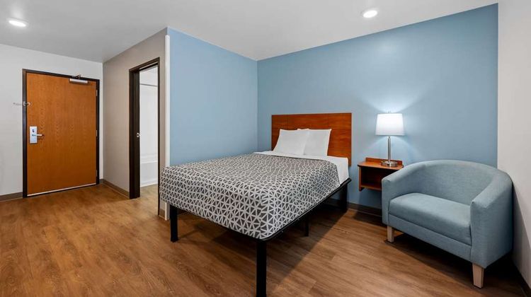 WoodSpring Suites Hobbs Room