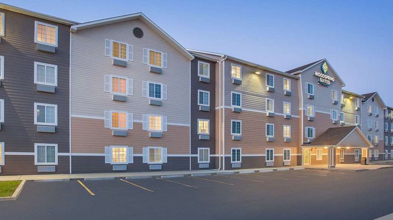 <b>WoodSpring Suites Sioux Falls Exterior</b>. Images powered by <a href="https://iceportal.shijigroup.com/" title="IcePortal" target="_blank">IcePortal</a>.