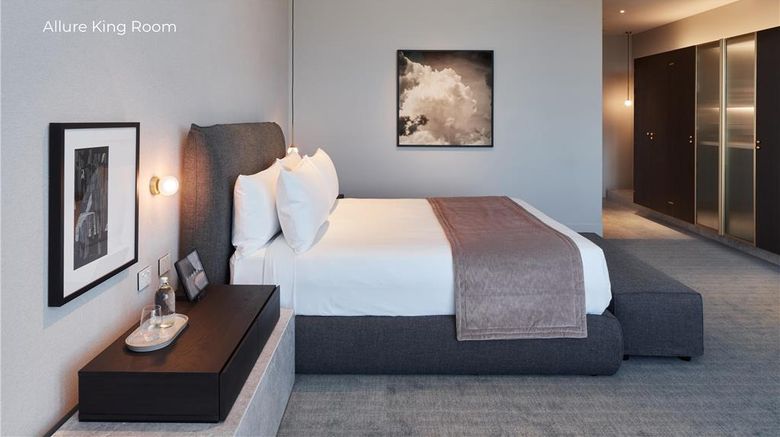 <b>Eos by SkyCity Room</b>. Images powered by <a href="https://iceportal.shijigroup.com/" title="IcePortal" target="_blank">IcePortal</a>.