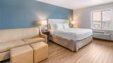 WoodSpring Suites Chicago Midway Room