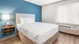 WoodSpring Suites Chicago Midway Room