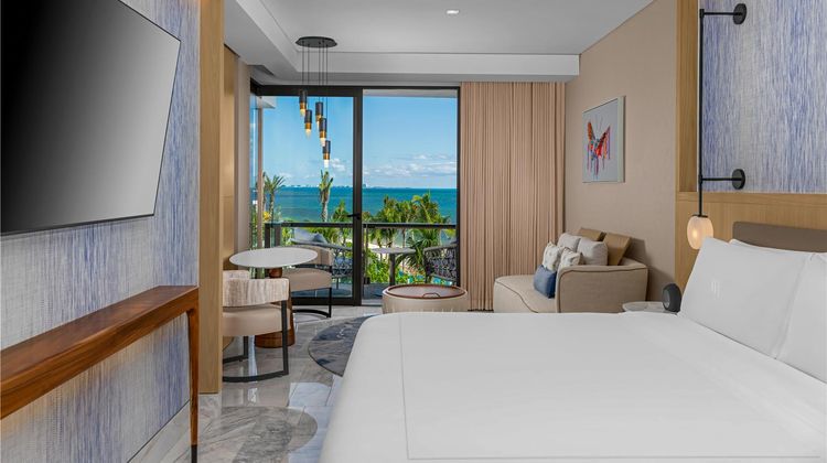 Waldorf Astoria Cancun Room