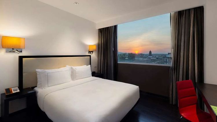 DoubleTree by Hilton Centro Historico Room