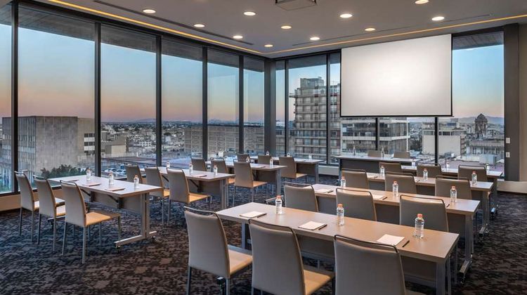 DoubleTree by Hilton Centro Historico Meeting