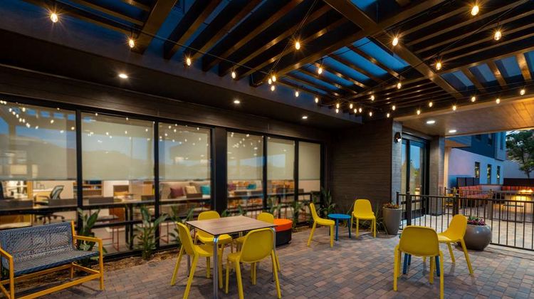 Home2 Suites by Hilton Corona Exterior