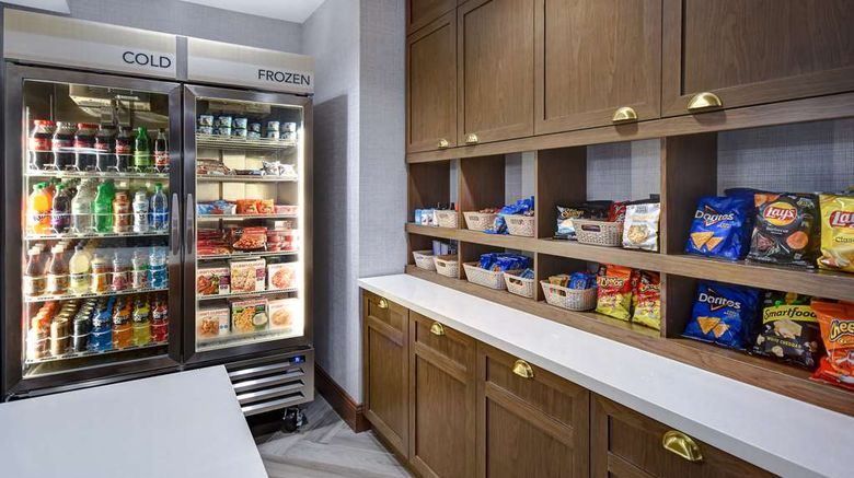 <b>Homewood Suites by Hilton Yorktown Restaurant</b>. Images powered by <a href="https://iceportal.shijigroup.com/" title="IcePortal" target="_blank">IcePortal</a>.