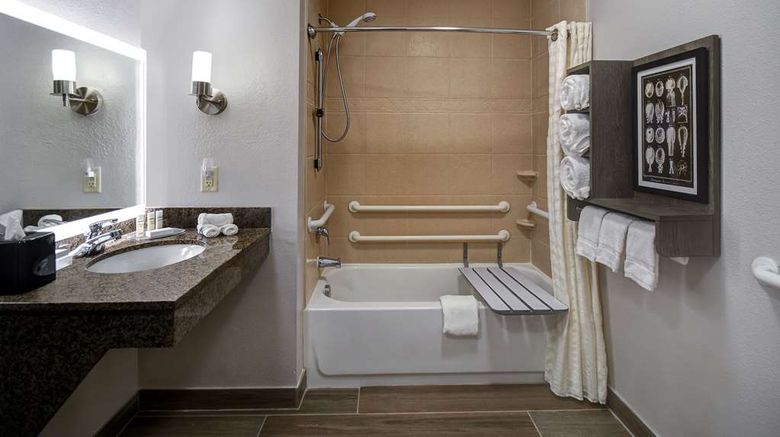 <b>Homewood Suites by Hilton Yorktown Room</b>. Images powered by <a href="https://iceportal.shijigroup.com/" title="IcePortal" target="_blank">IcePortal</a>.