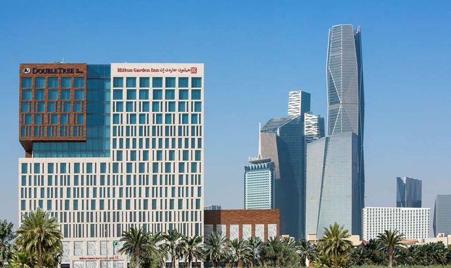 Hilton Garden Inn Riyadh Financial Distr Exterior