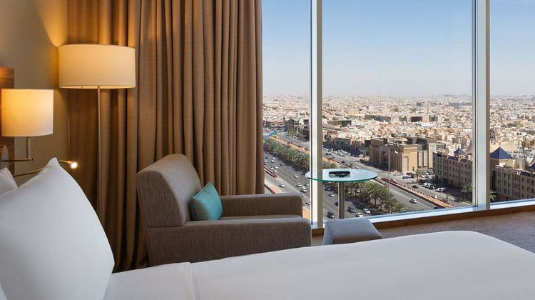 Hilton Garden Inn Riyadh Financial Distr Room