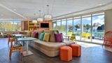 Home2 Suites by Hilton Savannah Midtown Lobby