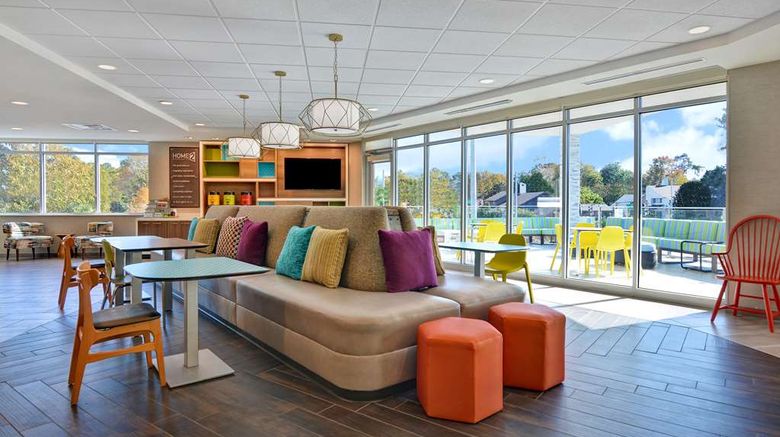<b>Home2 Suites by Hilton Savannah Midtown Lobby</b>. Images powered by <a href="https://iceportal.shijigroup.com/" title="IcePortal" target="_blank">IcePortal</a>.
