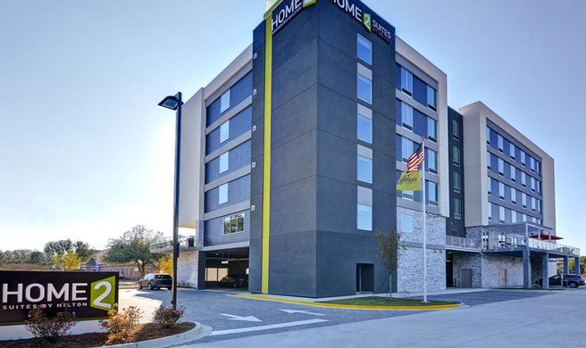 Home2 Suites by Hilton Savannah Midtown Exterior