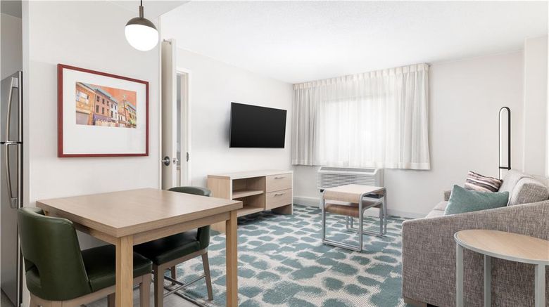 <b>Homewood Sts by Hilton Arundel Mills BWI Room</b>. Images powered by <a href="https://iceportal.shijigroup.com/" title="IcePortal" target="_blank">IcePortal</a>.