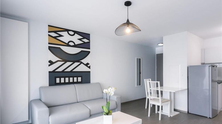 <b>Adagio Basel Mulhouse Airport Room</b>. Images powered by <a href="https://iceportal.shijigroup.com/" title="IcePortal" target="_blank">IcePortal</a>.