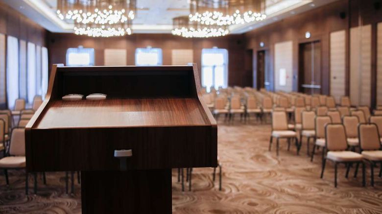 <b>Radisson Collection Hotel Bamako Meeting</b>. Images powered by <a href="https://iceportal.shijigroup.com/" title="IcePortal" target="_blank">IcePortal</a>.