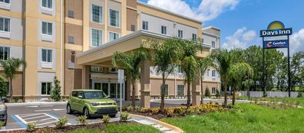Comfort Suites Daytona Beach Speedway Exterior