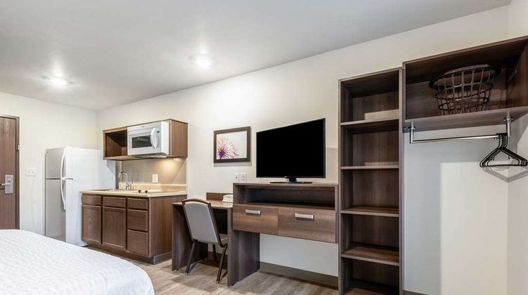 WoodSpring Suites Indianapolis Castleton Room