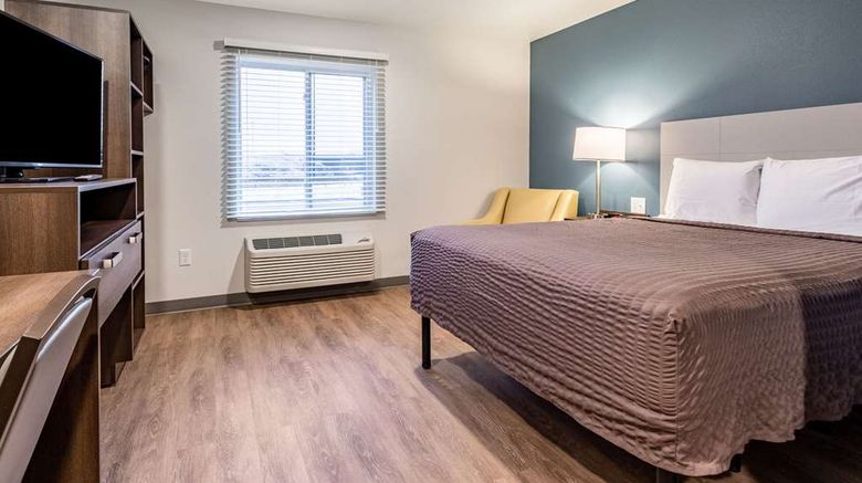<b>WoodSpring Suites Airport South Room</b>. Images powered by <a href="https://iceportal.shijigroup.com/" title="IcePortal" target="_blank">IcePortal</a>.