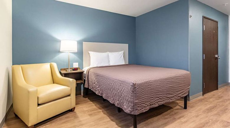 <b>WoodSpring Suites Airport South Room</b>. Images powered by <a href="https://iceportal.shijigroup.com/" title="IcePortal" target="_blank">IcePortal</a>.