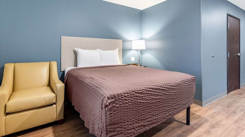 <b>WoodSpring Suites Airport South Room</b>. Images powered by <a href="https://iceportal.shijigroup.com/" title="IcePortal" target="_blank">IcePortal</a>.