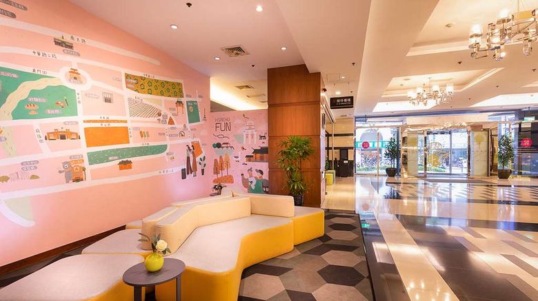 <b>Howard Plaza Hotel Hsinchu Lobby</b>. Images powered by <a href="https://iceportal.shijigroup.com/" title="IcePortal" target="_blank">IcePortal</a>.