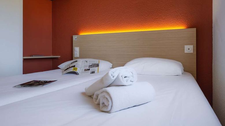 <b>Premiere Classe Beaune Room</b>. Images powered by <a href="https://iceportal.shijigroup.com/" title="IcePortal" target="_blank">IcePortal</a>.