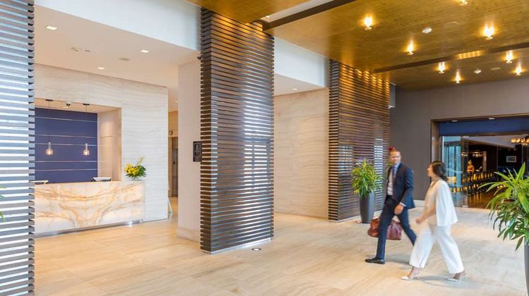 Hotel Arista Lobby