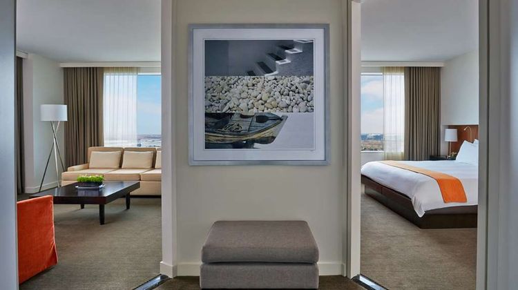 Hotel Arista Room