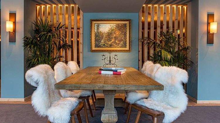 Hotel Seehof Davos Lobby