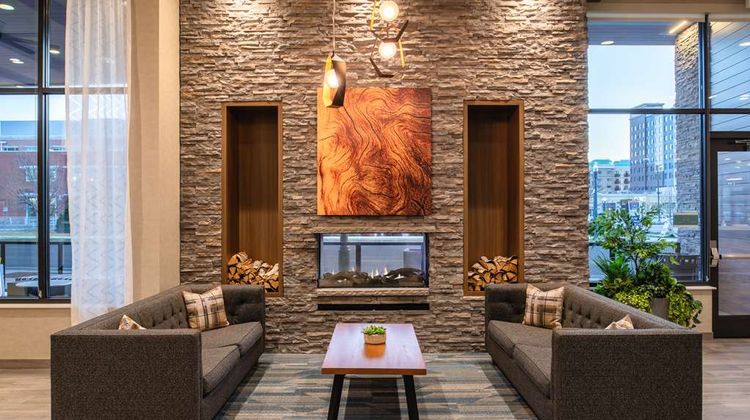 Home2 Suites by Hilton Boise Downtown Lobby