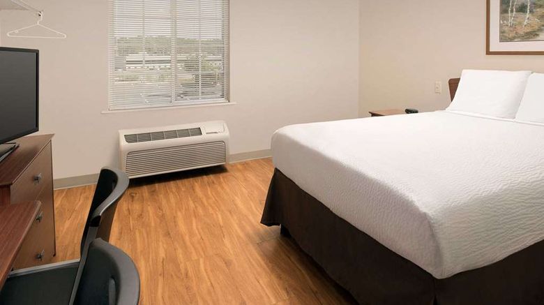 <b>WoodSpring Suites Kansas City Mission Room</b>. Images powered by <a href="https://iceportal.shijigroup.com/" title="IcePortal" target="_blank">IcePortal</a>.
