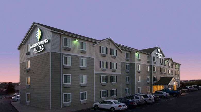 <b>WoodSpring Suites Topeka Exterior</b>. Images powered by <a href="https://iceportal.shijigroup.com/" title="IcePortal" target="_blank">IcePortal</a>.
