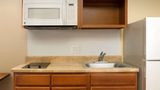 WoodSpring Suites Louisville Jeffersonto Room