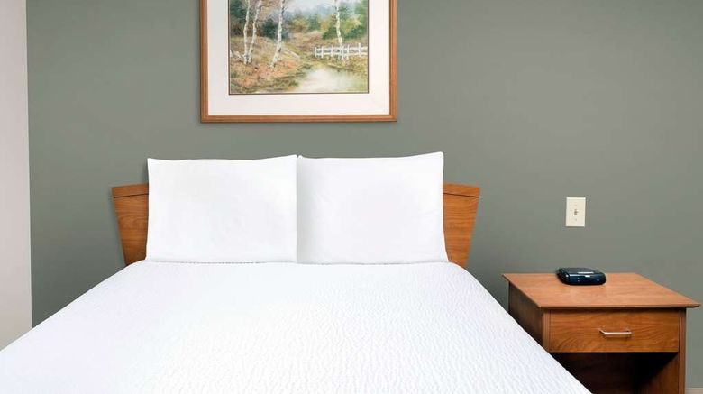 <b>WoodSpring Suites St. Louis Arnold Room</b>. Images powered by <a href="https://iceportal.shijigroup.com/" title="IcePortal" target="_blank">IcePortal</a>.