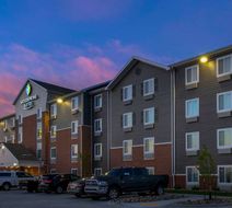 WoodSpring Suites Fargo Exterior