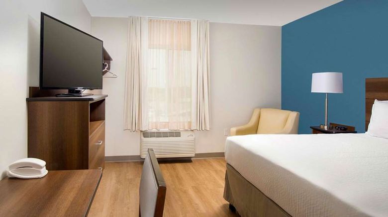 <b>WoodSpring Suites Fargo Room</b>. Images powered by <a href="https://iceportal.shijigroup.com/" title="IcePortal" target="_blank">IcePortal</a>.