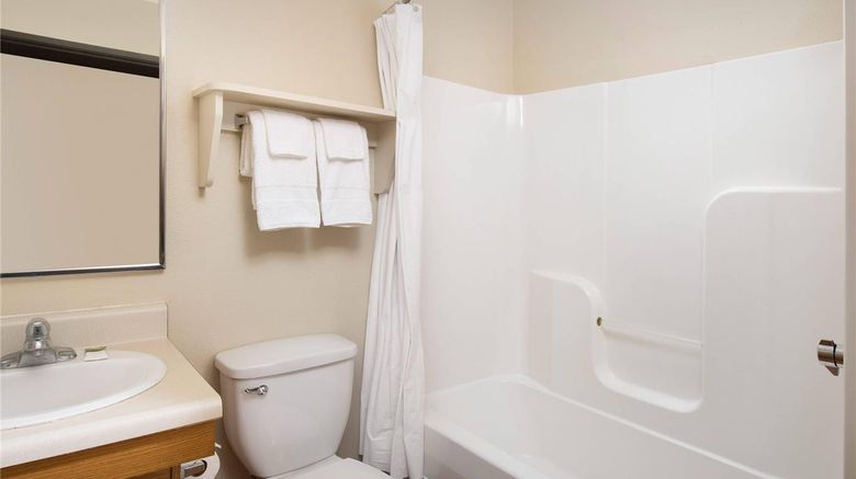 <b>Suburban Studios Watford City Room</b>. Images powered by <a href="https://iceportal.shijigroup.com/" title="IcePortal" target="_blank">IcePortal</a>.