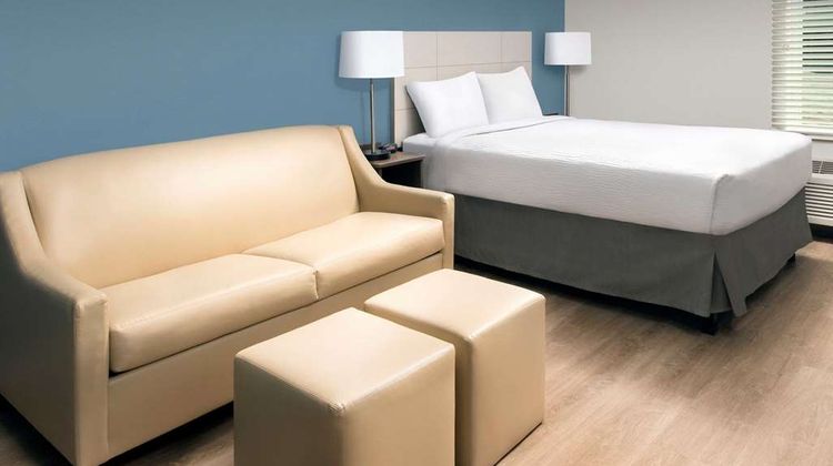 WoodSpring Suites Williston Room