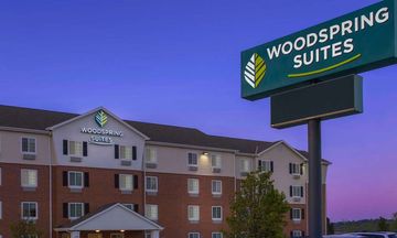 WoodSpring Suites Omaha Bellevue