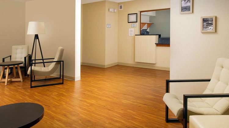 WoodSpring Suites Allentown Lobby