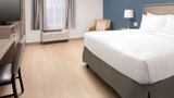 <b>WoodSpring Suites Seattle Redmond Room</b>. Images powered by <a href="https://iceportal.shijigroup.com/" title="IcePortal" target="_blank">IcePortal</a>.