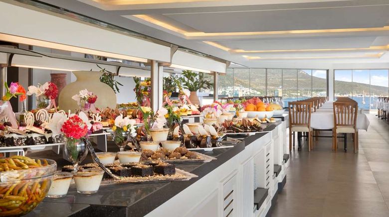 <b>La Quinta by Wyndham Bodrum Restaurant</b>. Images powered by <a href="https://iceportal.shijigroup.com/" title="IcePortal" target="_blank">IcePortal</a>.