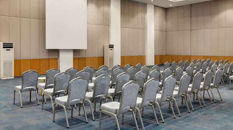 <b>La Quinta by Wyndham Bodrum Meeting</b>. Images powered by <a href="https://iceportal.shijigroup.com/" title="IcePortal" target="_blank">IcePortal</a>.