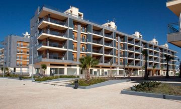 Real Marina Residences