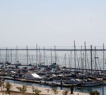 Real Marina Residences Exterior