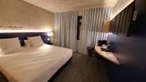 Lorraine Hotel Room